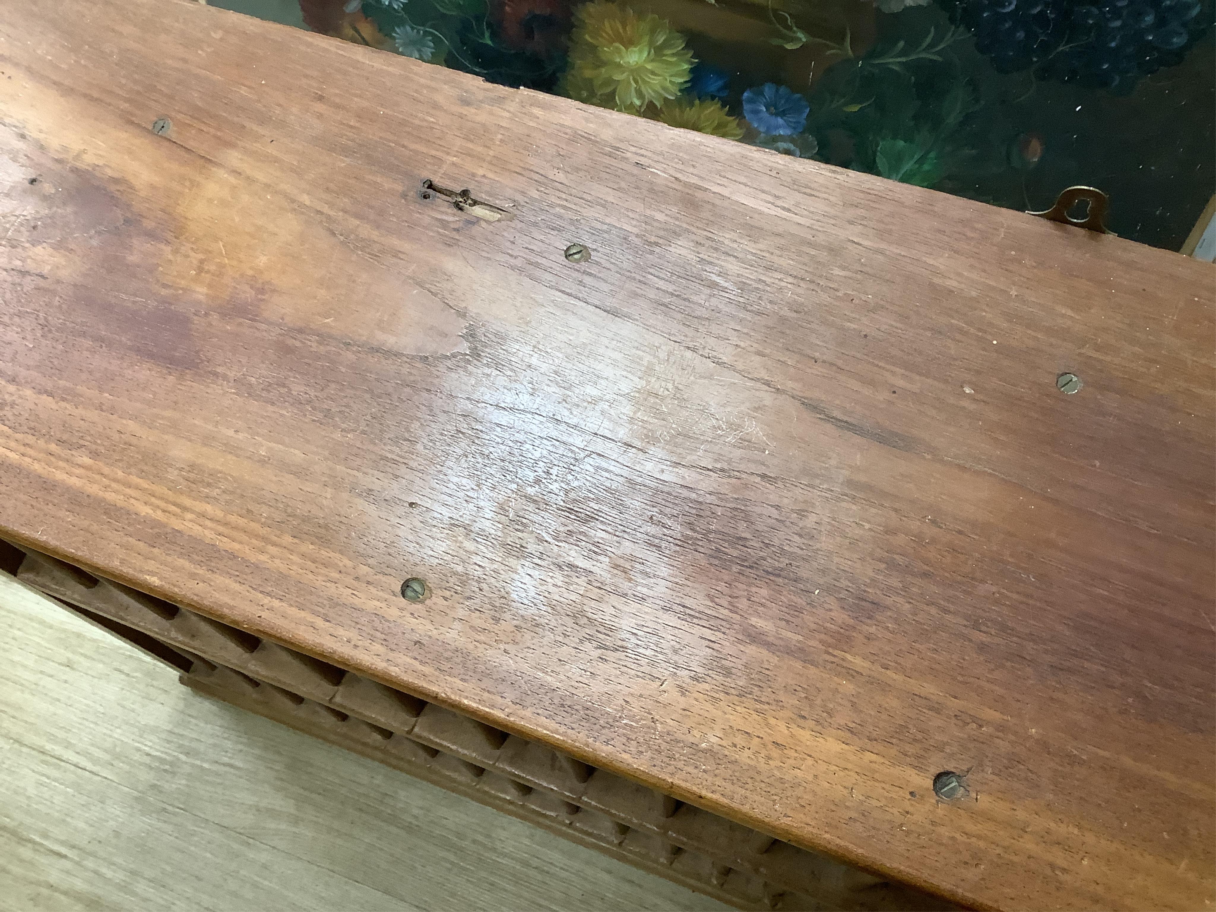 A teak plate rack with sundry antique plates. Condition - varies